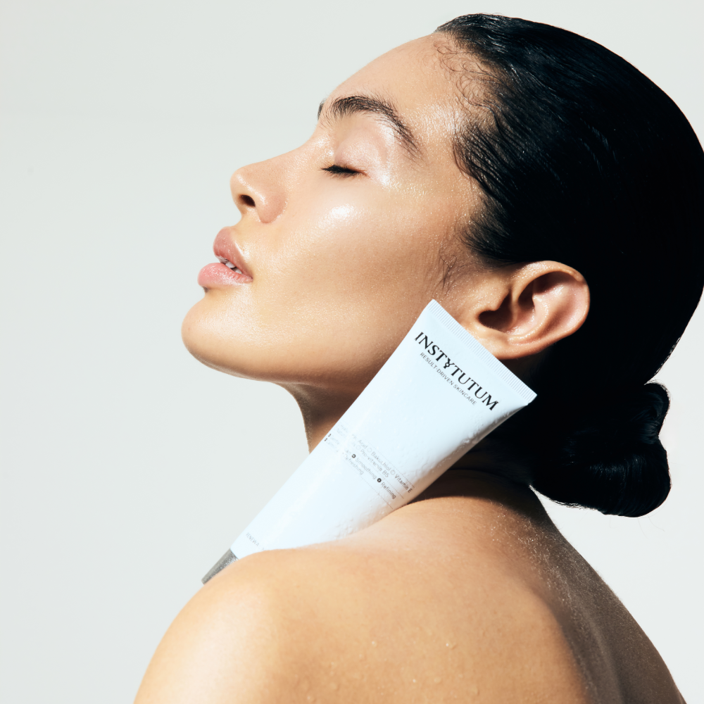 INSTYTUTUM Renewal Melting Cleanser 120ml - Гідрофільна олія для делікатного очищення та зволоження - фото №4 INSTYTUTUM Renewal Melting Cleanser 120ml - Гідрофільна олія для делікатного очищення та зволоження - фото №4